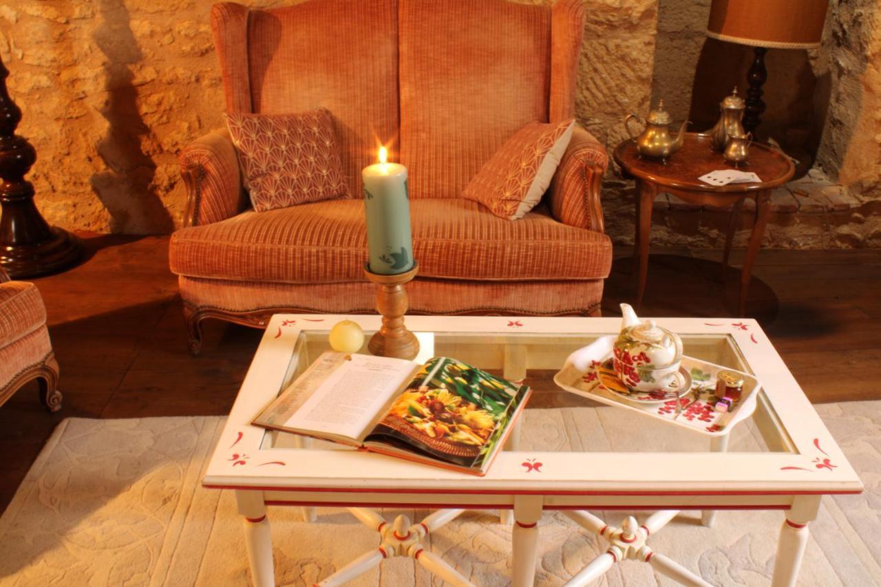 La Roseraie Hotel Restaurant มงทิญญัก ภายนอก รูปภาพ